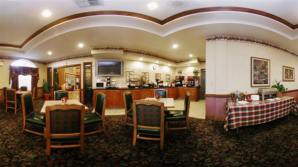 Quality Inn & Suites I-35 E-Walnut Hill Dallas Bagian luar foto